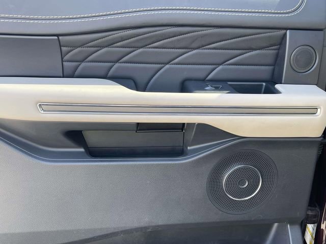 Used 2024 Ford Expedition Max Platinum image 20