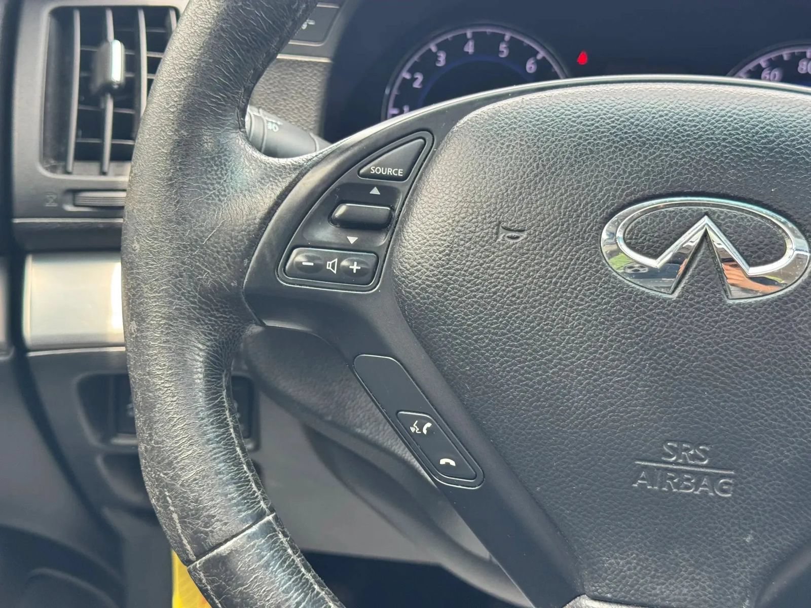 Used 2012 INFINITI G37 x Sedan w/ Premium Pkg AWD/4WD image 24
