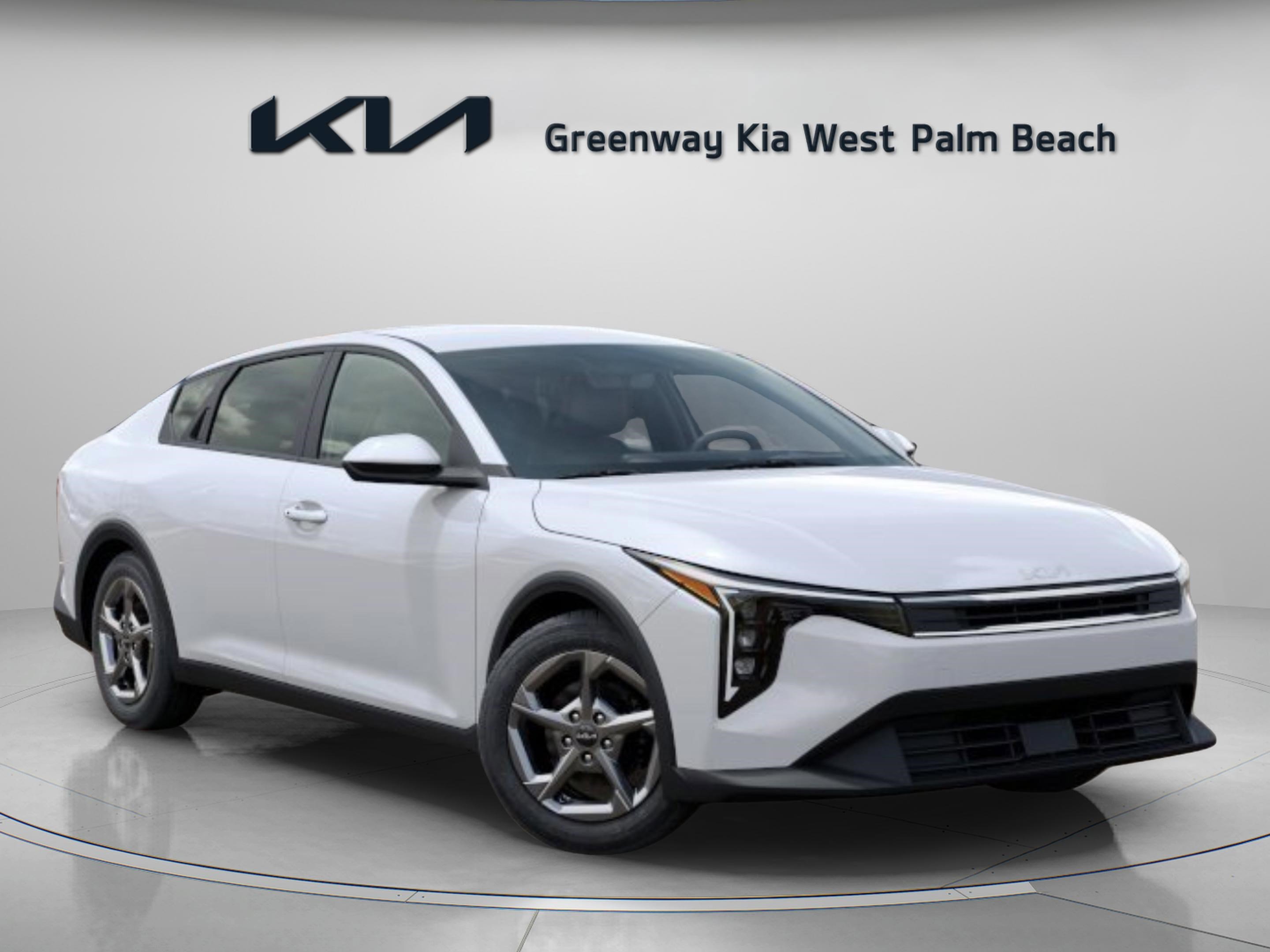 New 2026 Kia K4 LXS image 1