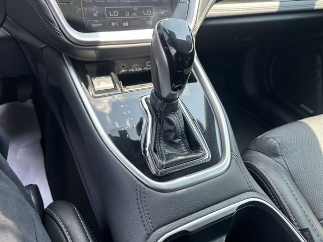 Used 2024 Subaru Outback Limited XT AWD/4WD image 25