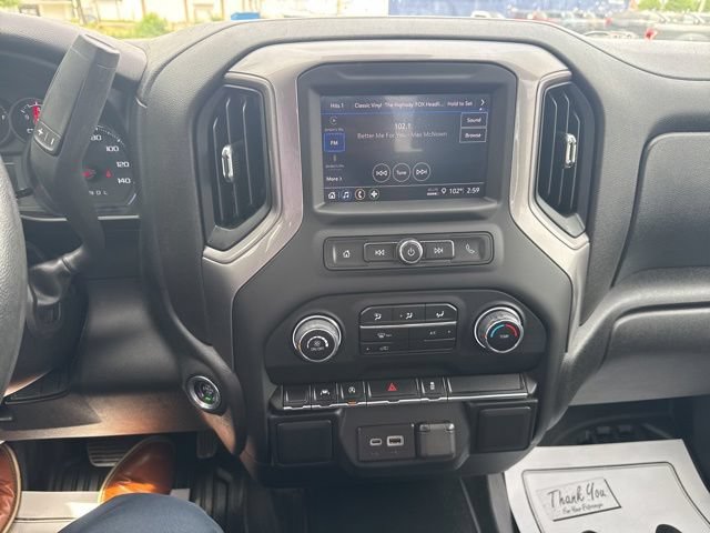 Used 2022 Chevrolet Silverado 1500 W/T w/ Trailering Package AWD/4WD image 19