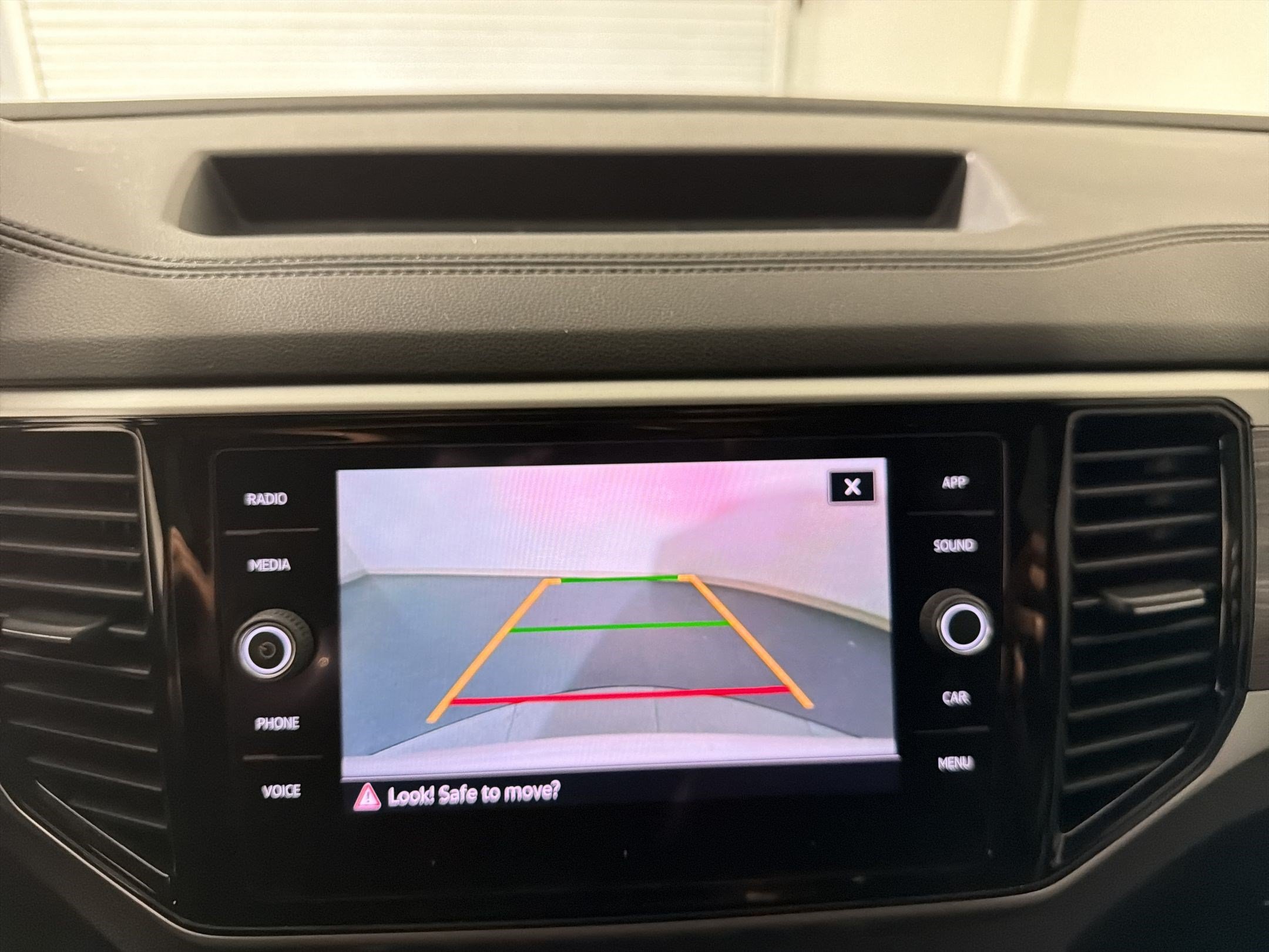Used 2022 Volkswagen Atlas Cross Sport SE w/ Panoramic Sunroof Package AWD/4WD image 23