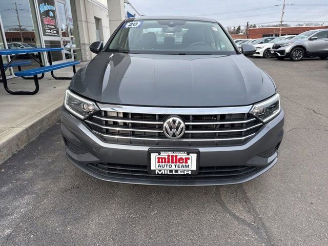 Used 2020 Volkswagen Jetta SEL image 2