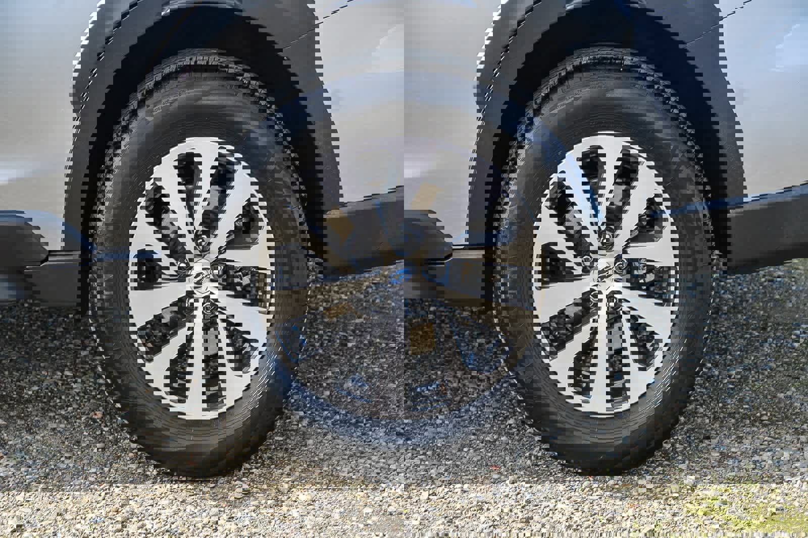 Used 2023 Subaru Outback Premium image 10