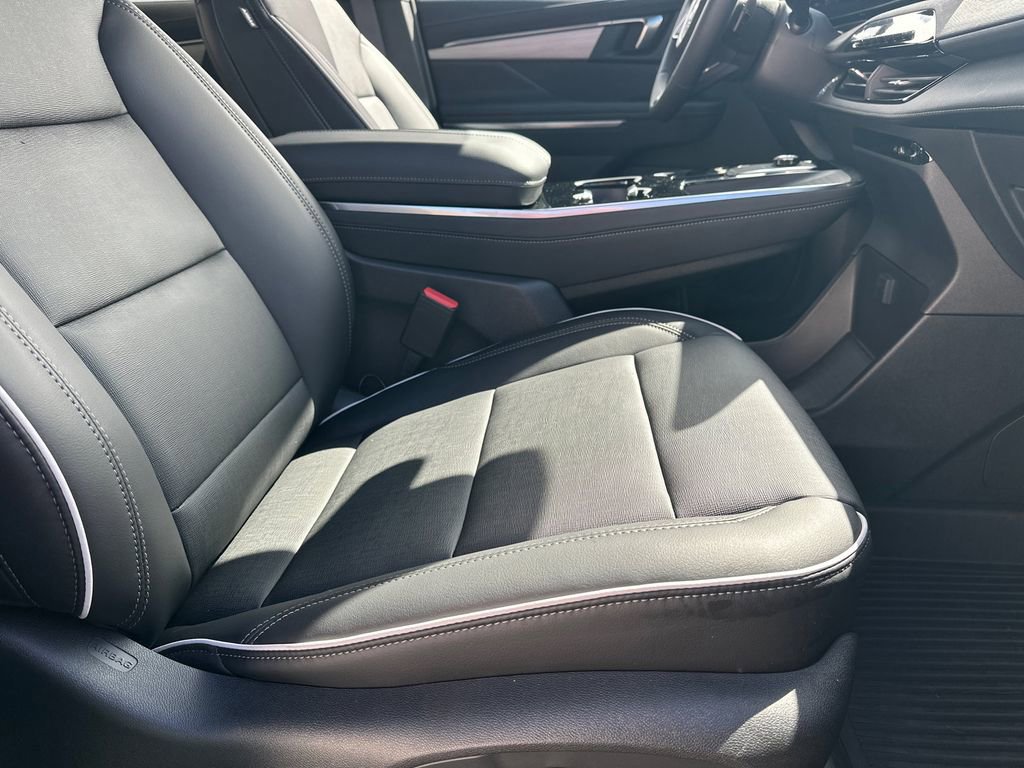 New 2026 Buick Enclave Preferred w/ Power Package image 14