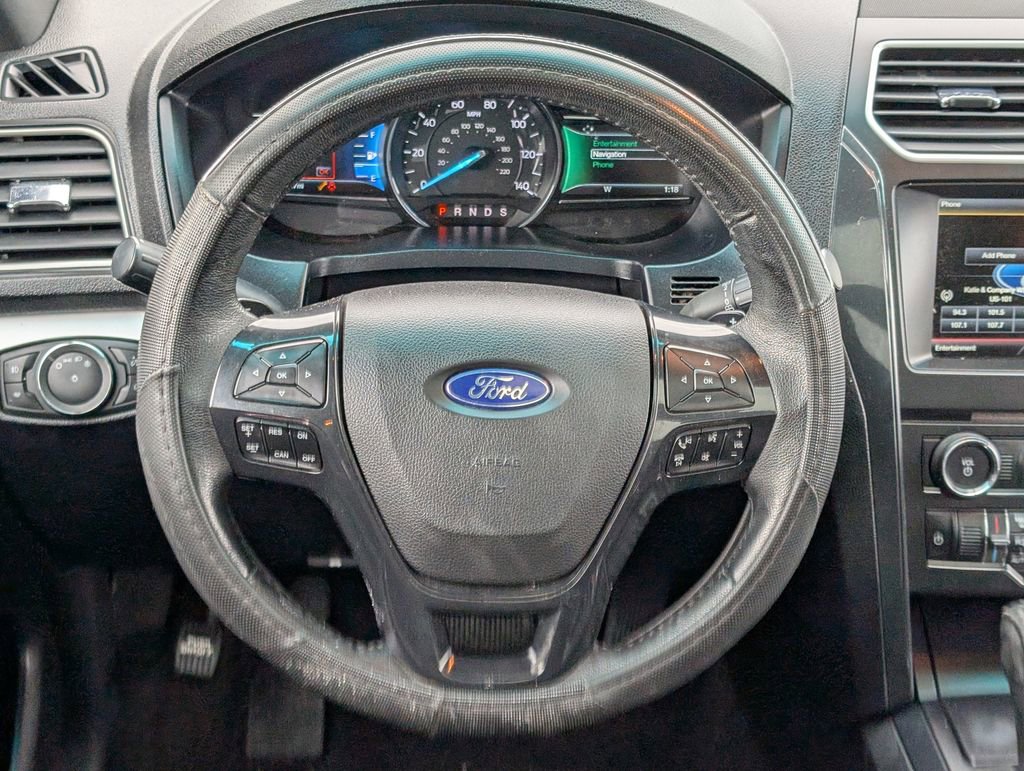 Used 2016 Ford Explorer XLT w/ Equipment Group 201A image 12