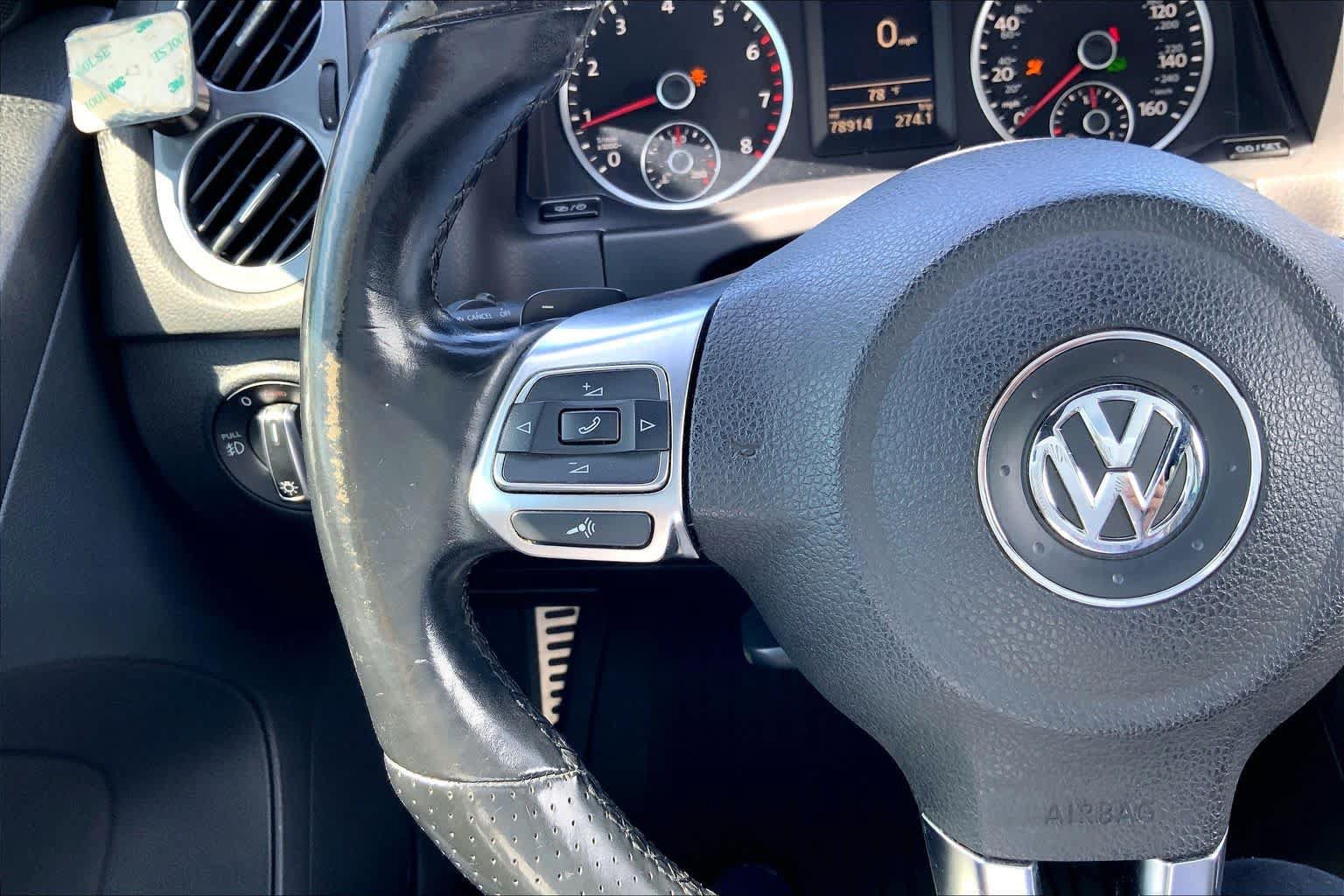 Used 2015 Volkswagen Tiguan R-Line FWD image 23
