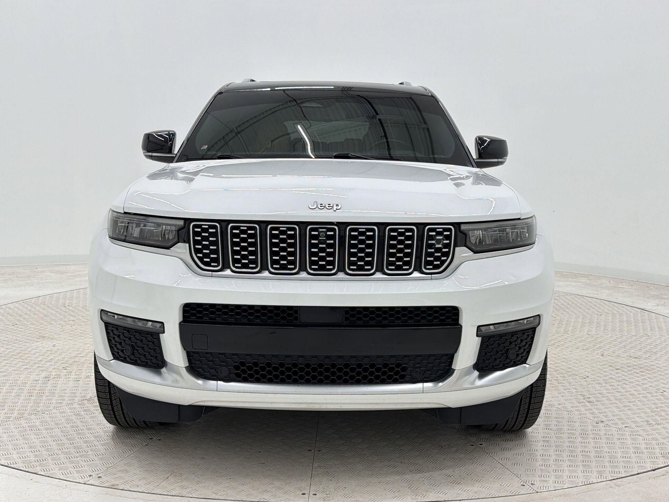 Used 2023 Jeep Grand Cherokee L Summit w/ Advanced Protech Group IV image 6