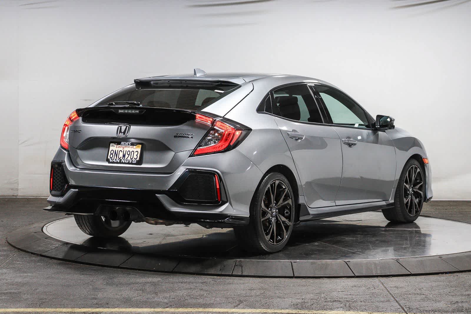 Used 2019 Honda Civic Sport Touring image 4