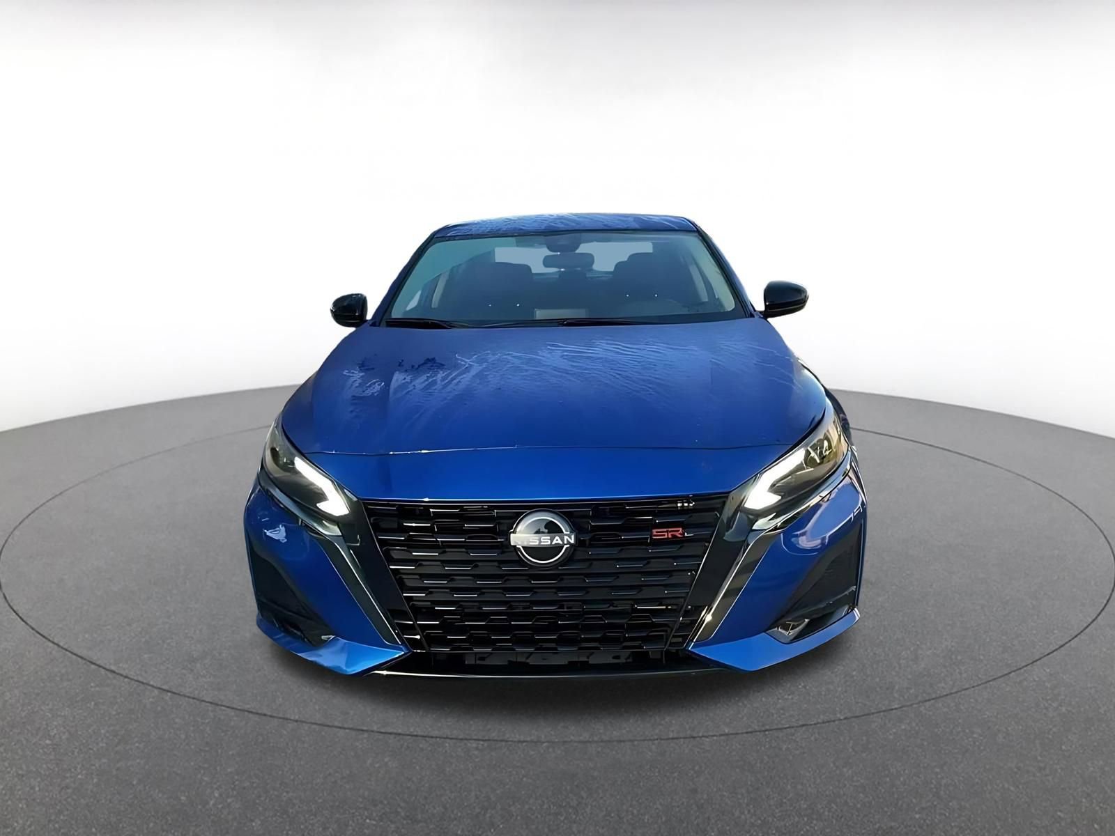 Used 2025 Nissan Altima 2.5 SR image 4