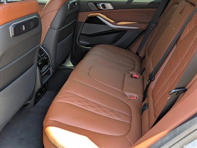 New 2026 BMW X5 xDrive40i w/ M Sport Package AWD/4WD image 17