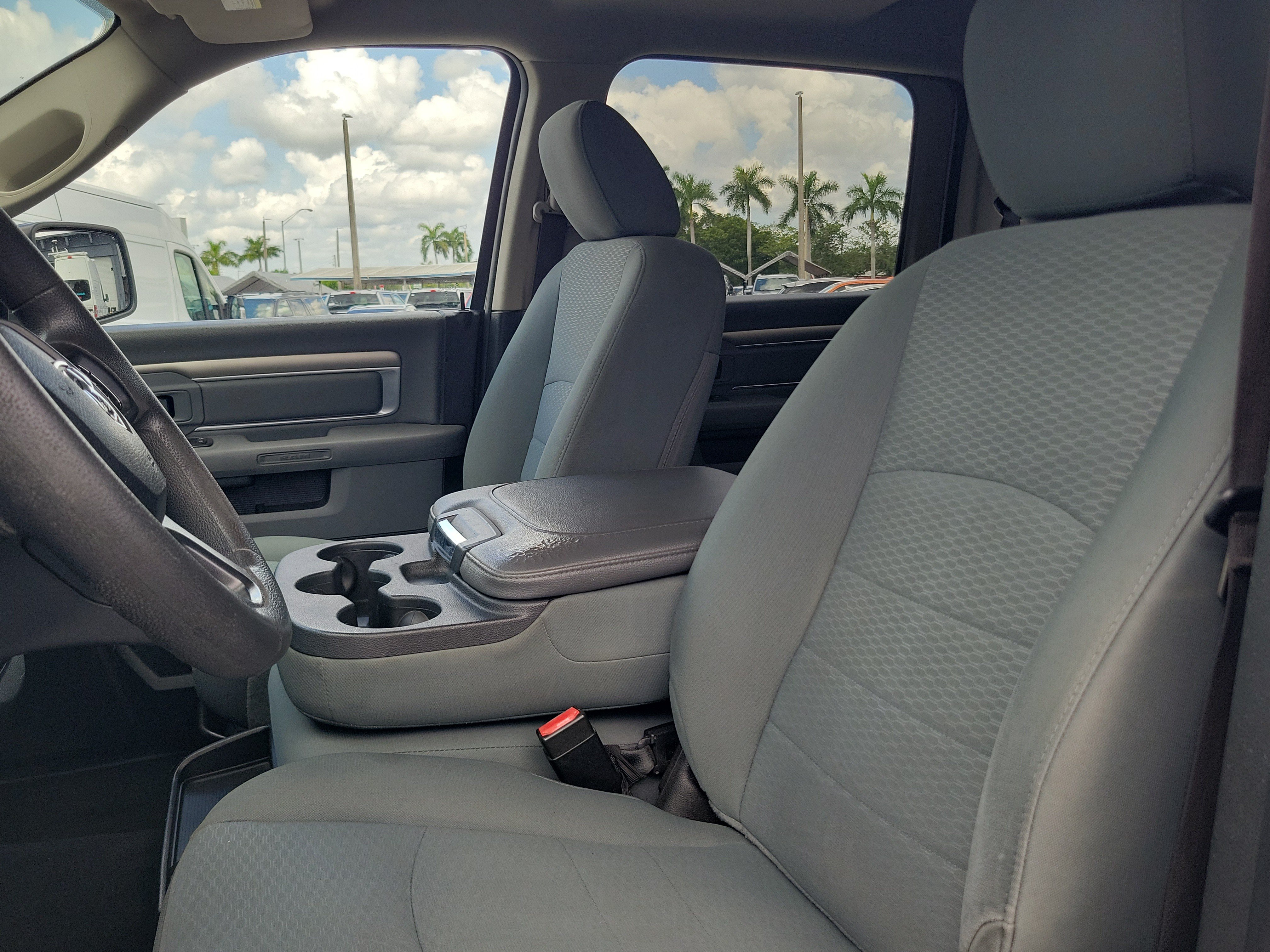 Used 2019 RAM 1500 Classic SLT RWD image 12