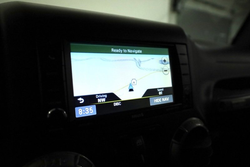 Used 2016 Jeep Wrangler Unlimited Sahara image 18