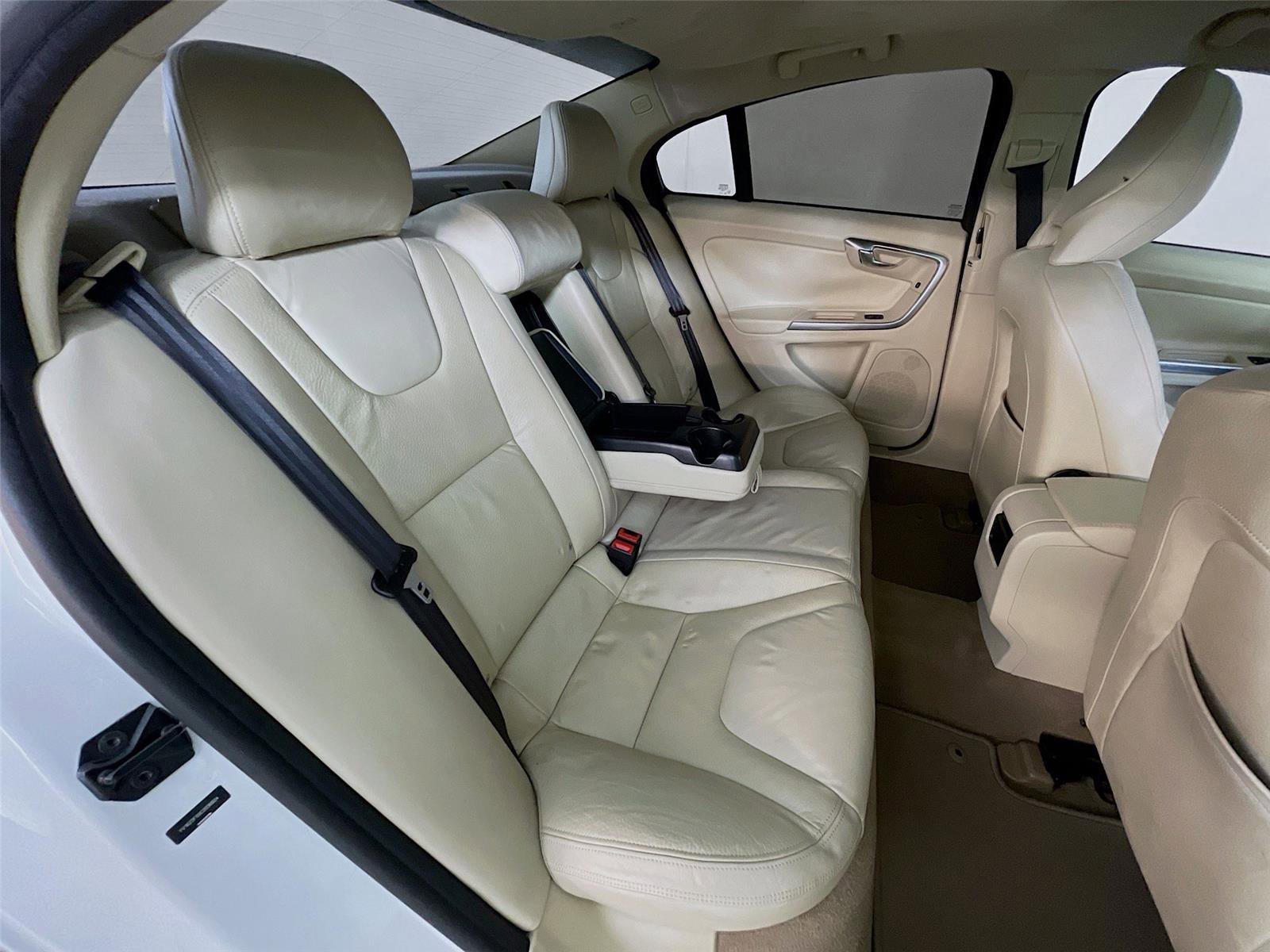 Used 2012 Volvo S60 T5 image 27