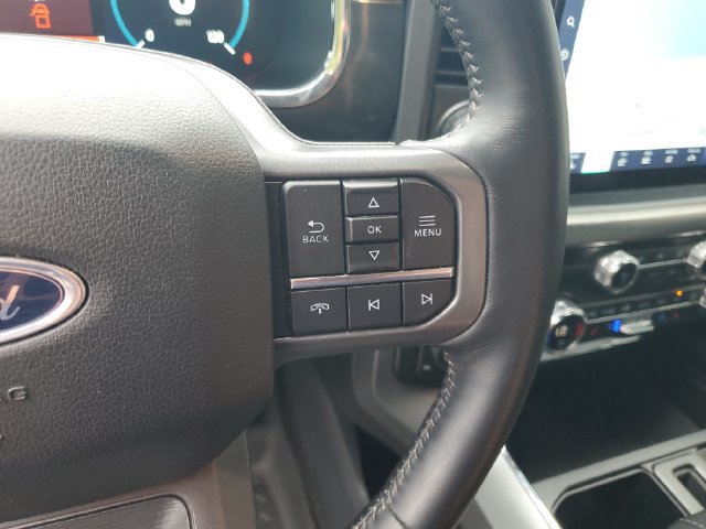 Used 2021 Ford F150 Lariat w/ Trailer Tow Package AWD/4WD image 18