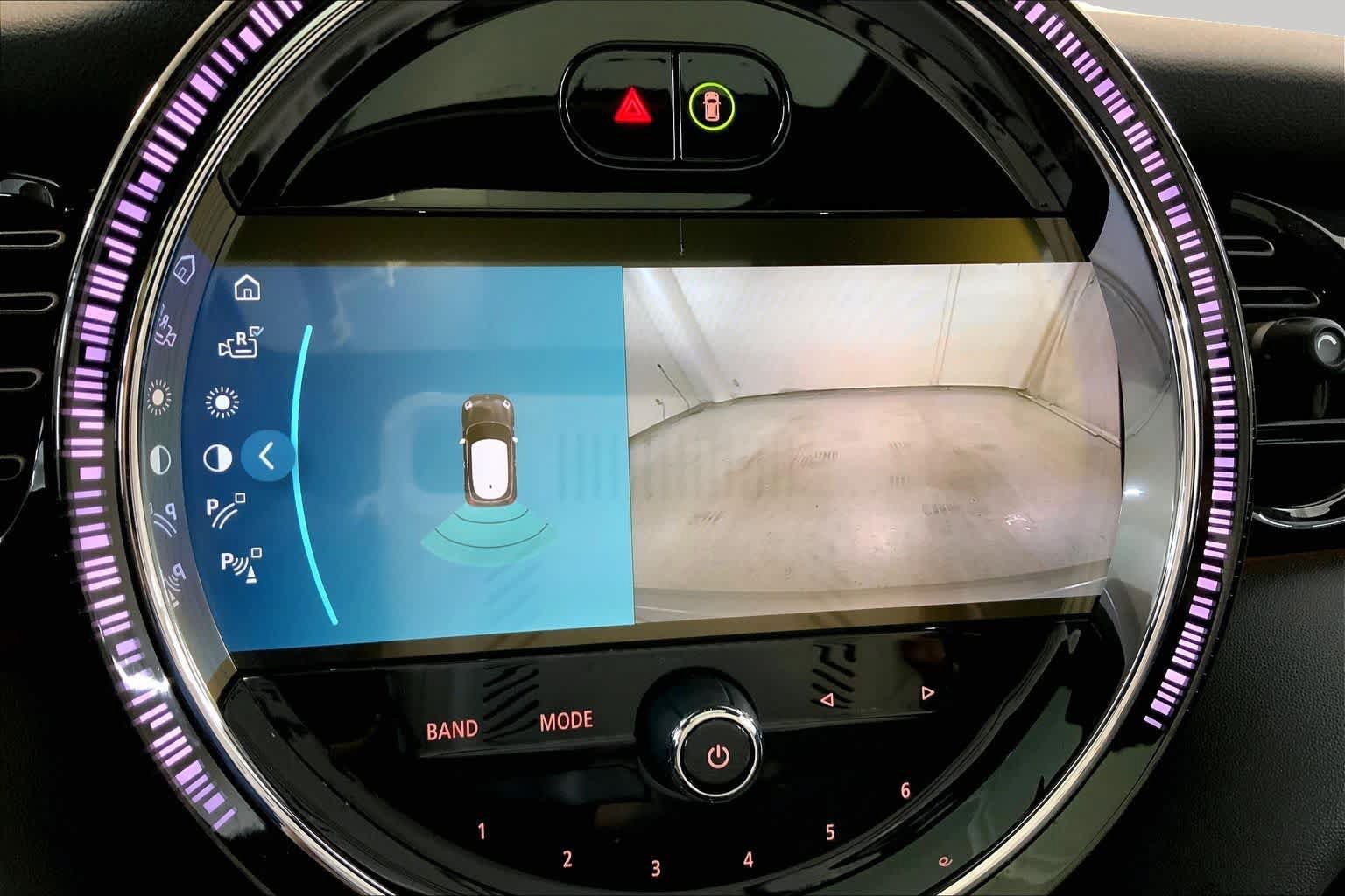 Used 2024 MINI Cooper SE w/ Signature Upholstery Package FWD image 26