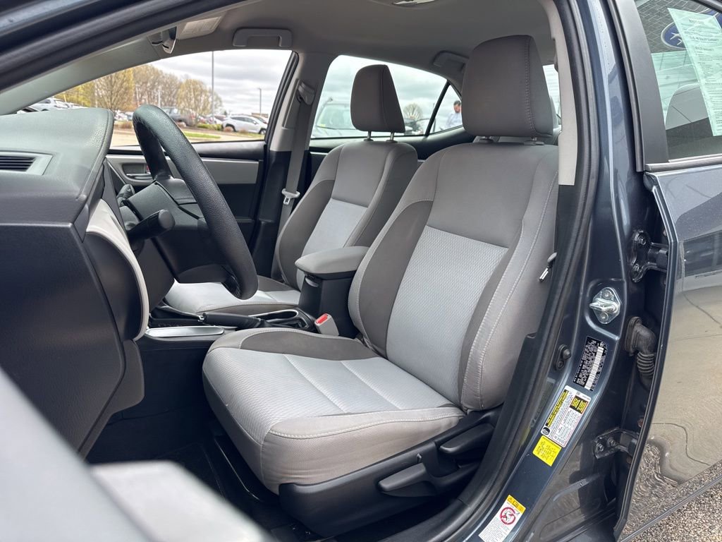 Used 2017 Toyota Corolla LE w/ Carpet Mat Package (TMS) image 12