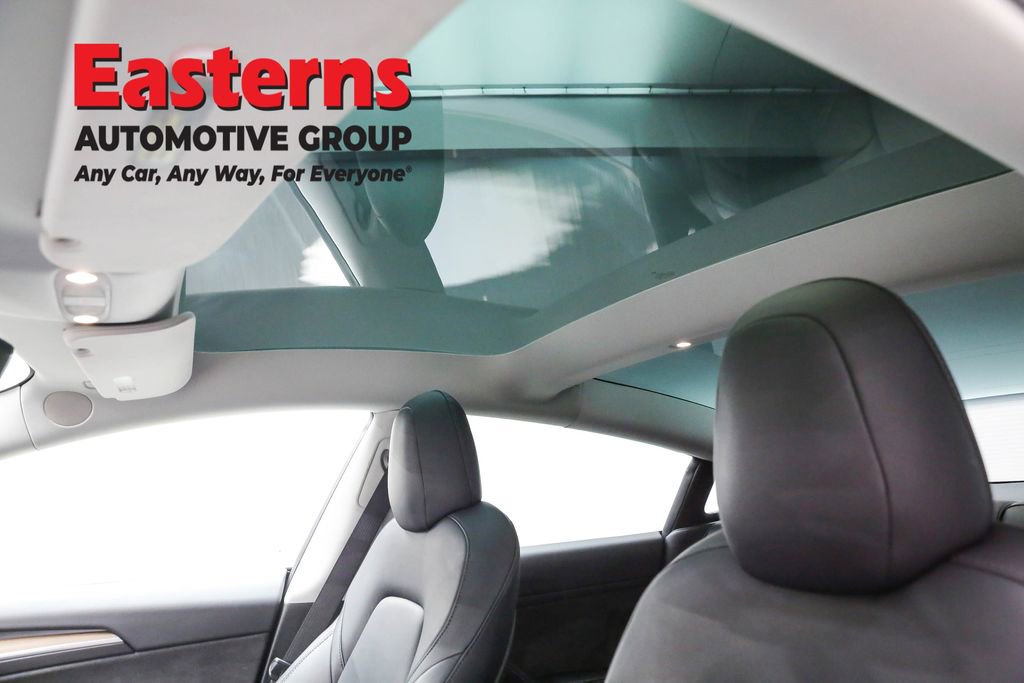 Used 2021 Tesla Model 3 Standard Range Plus image 31