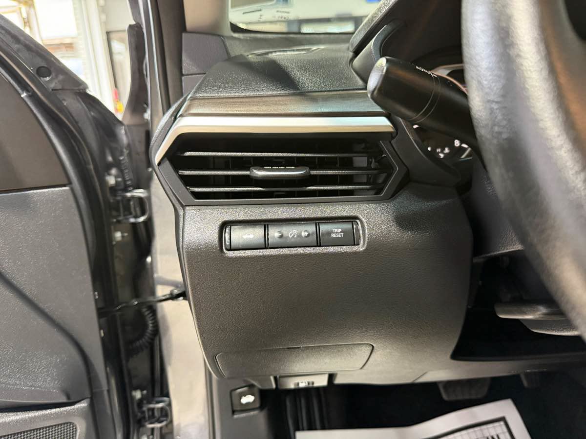 Used 2026 Nissan Altima 2.5 SV AWD/4WD image 21