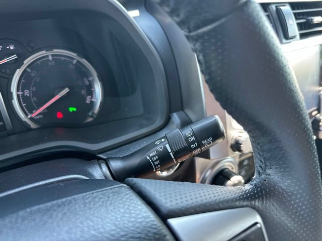 Used 2020 Toyota 4Runner Limited AWD/4WD image 25