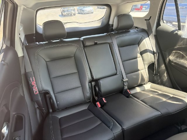 Certified 2022 GMC Terrain SLT w/ Infotainment Package II FWD image 17
