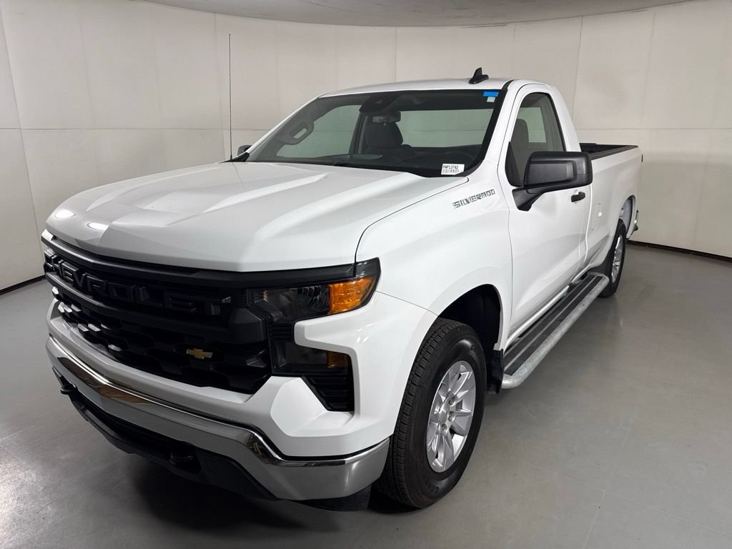Certified 2025 Chevrolet Silverado 1500 W/T RWD image 5