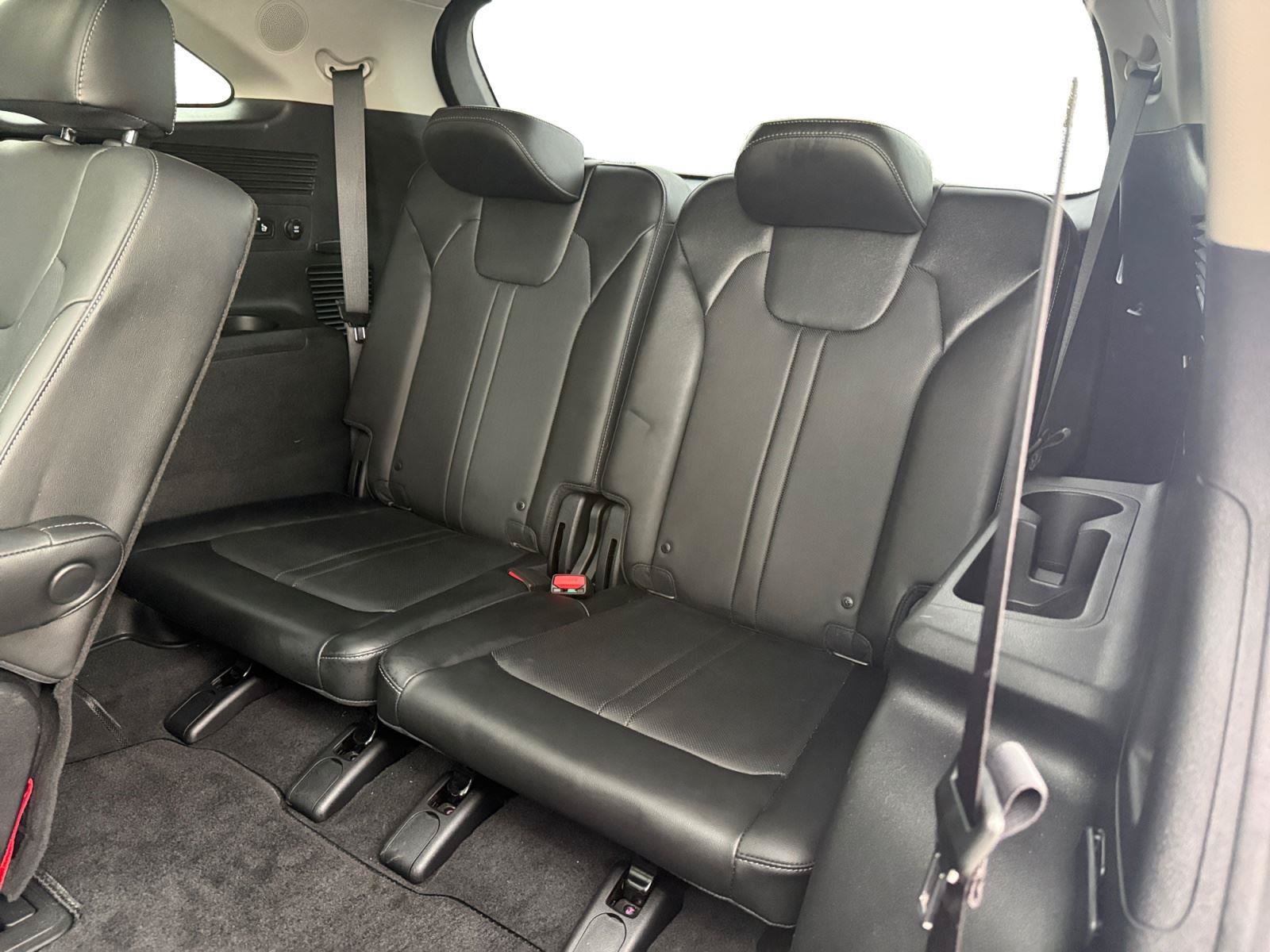 Used 2023 Kia Sorento AWD image 22