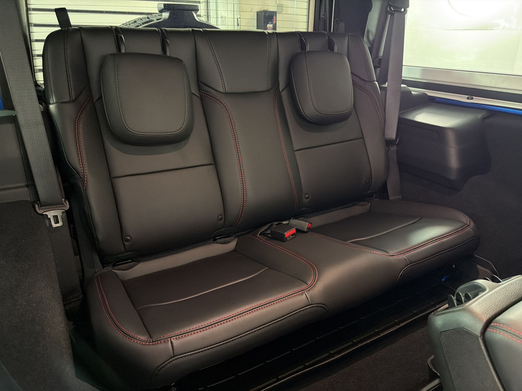 Used 2026 Jeep Wrangler Rubicon AWD/4WD image 29