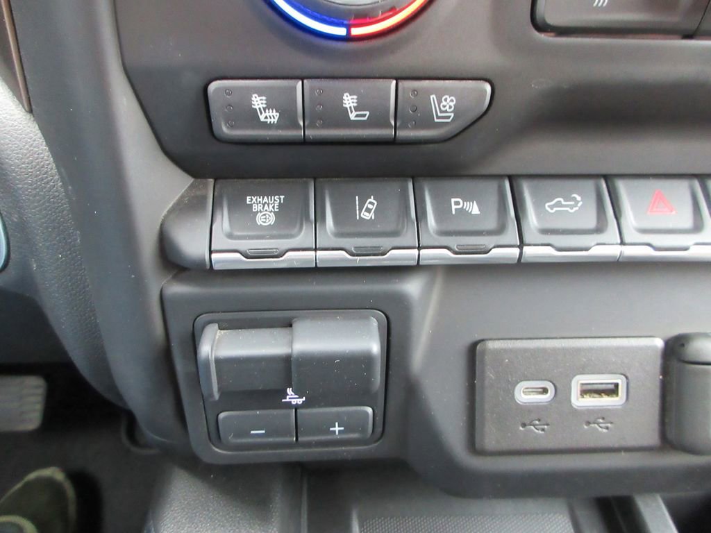 Certified 2022 Chevrolet Silverado 3500 High Country w/ Safety Package II image 35