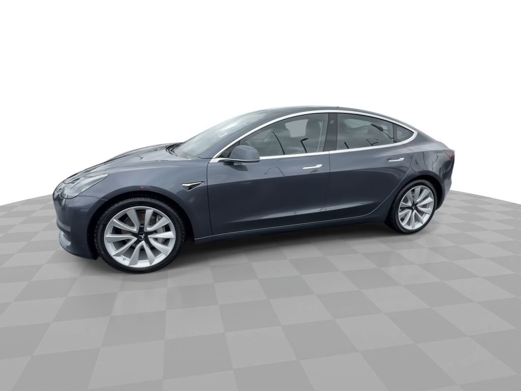 Used 2018 Tesla Model 3 image 4
