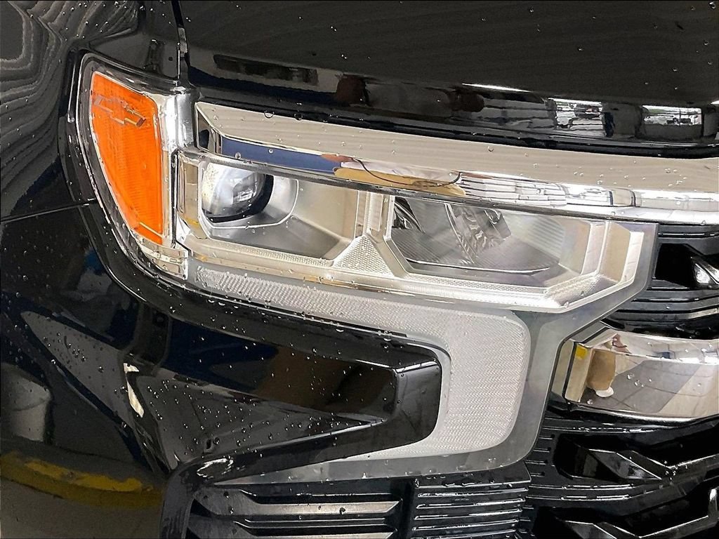 Used 2023 Chevrolet Silverado 1500 LT AWD/4WD image 33