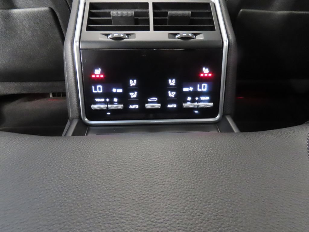 Certified 2023 Porsche Panamera RWD image 31
