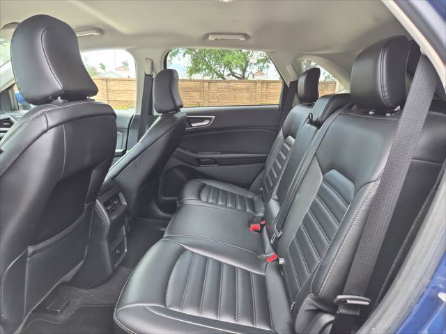 Used 2023 Ford Edge SEL AWD/4WD image 16