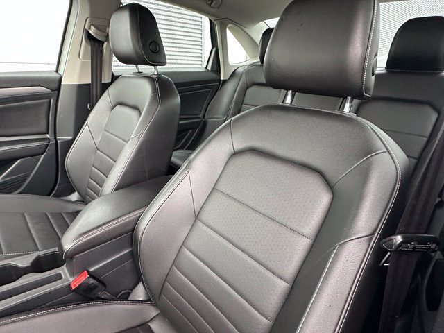 Used 2023 Volkswagen Jetta SE FWD image 24