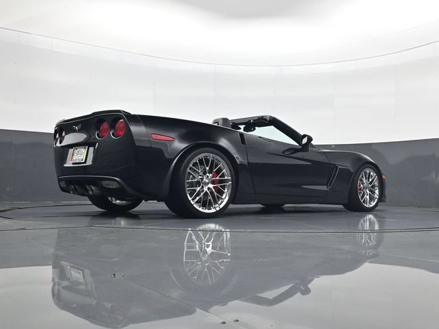 Used 2013 Chevrolet Corvette 427 w/ 1SB Preferred Equipment Group RWD image 24