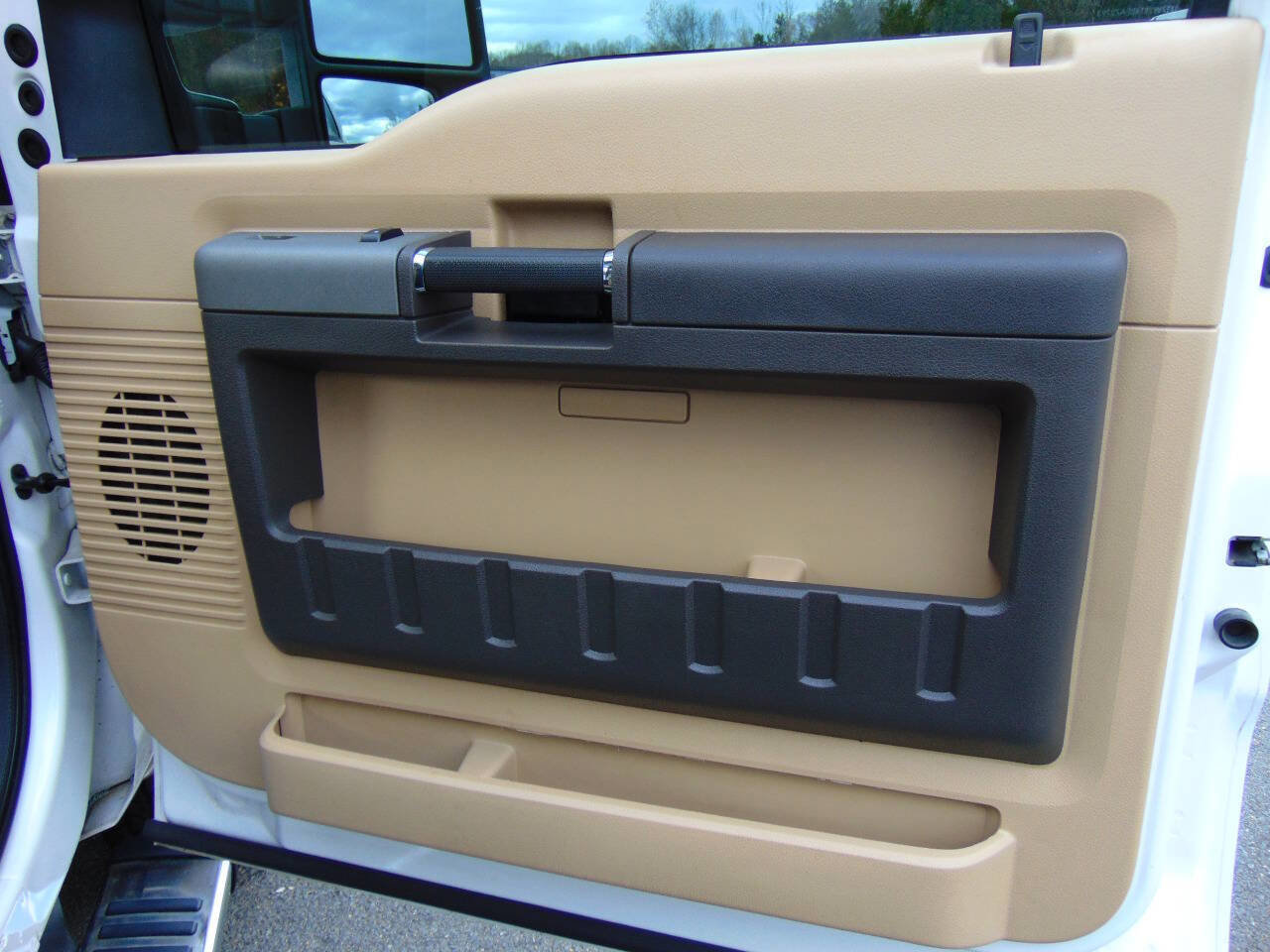 Used 2011 Ford F250 Lariat w/ Lariat Ultimate Pkg image 51