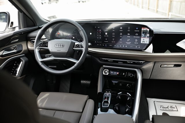 New 2025 Audi Q5 Premium Plus image 32