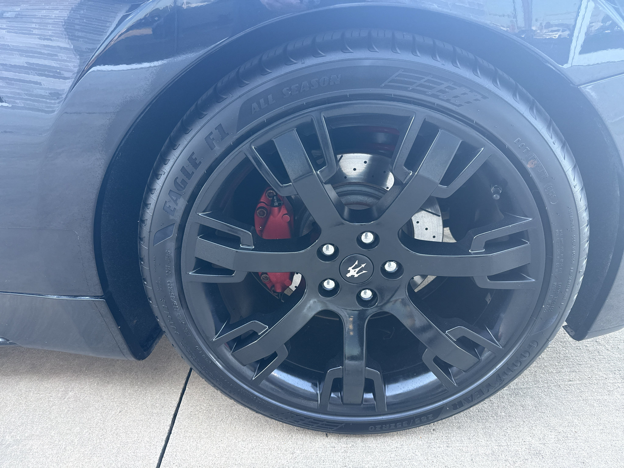 Used 2016 Maserati GranTurismo Sport RWD image 13
