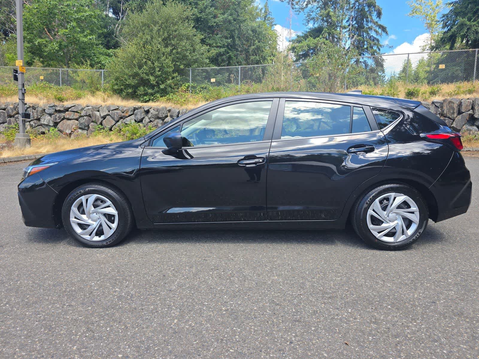 Certified 2024 Subaru Impreza 2.0i AWD/4WD image 3