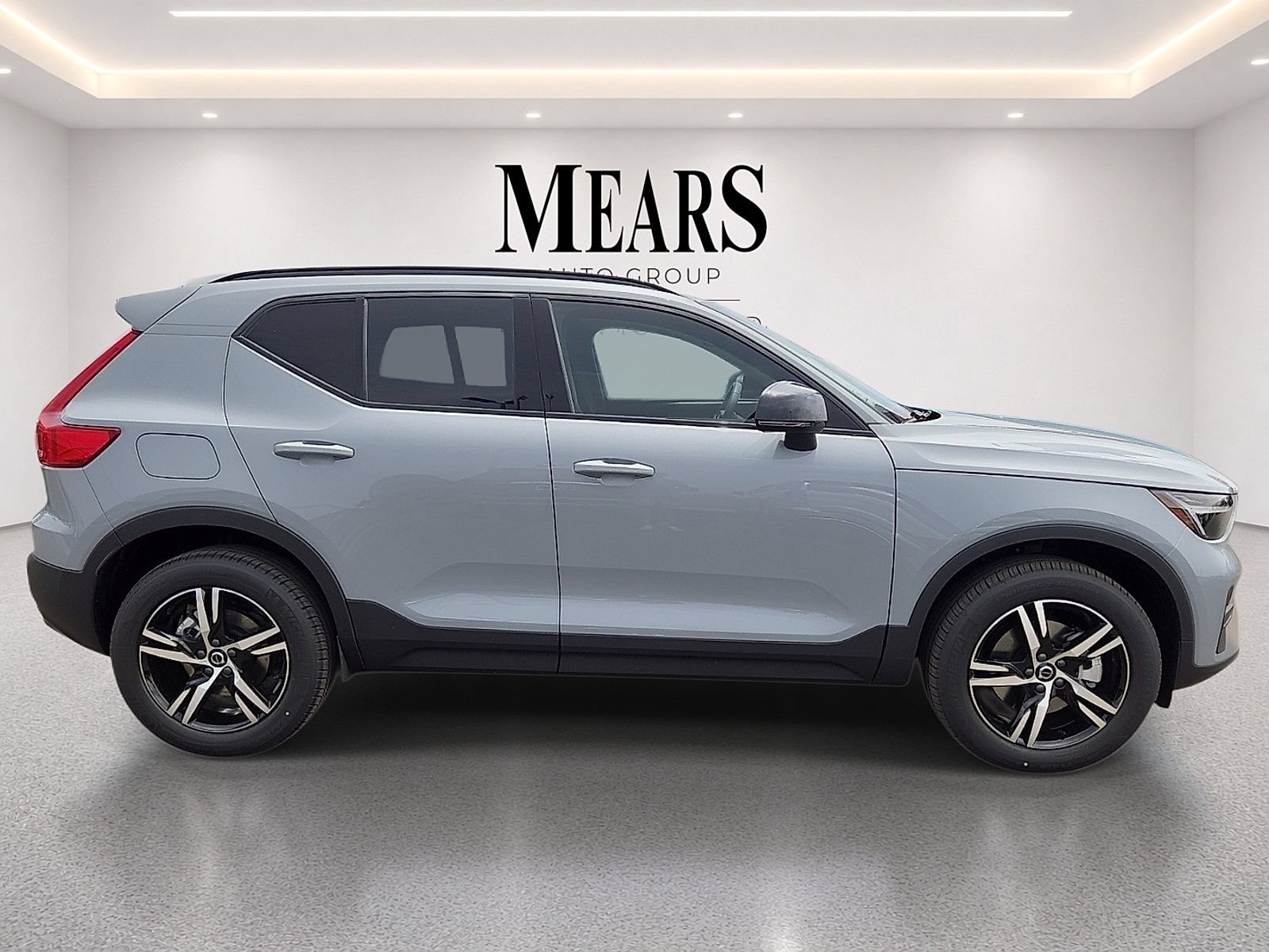 New 2026 Volvo XC40 B4 Core FWD image 6