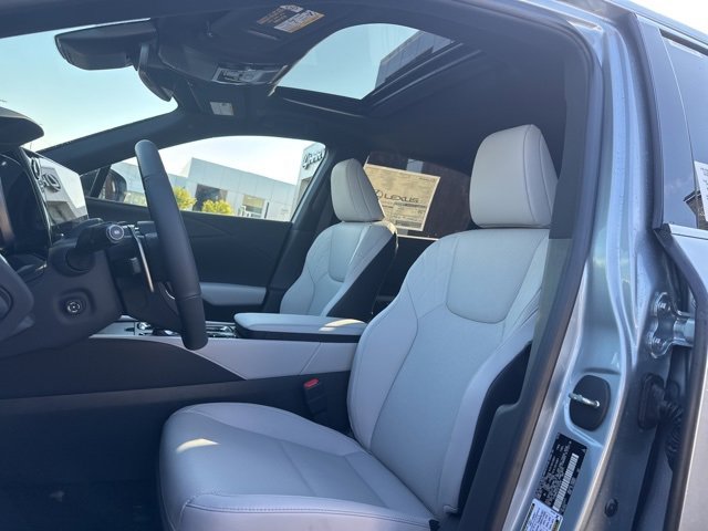 New 2025 Lexus RX 350h w/ Convenience Package image 17