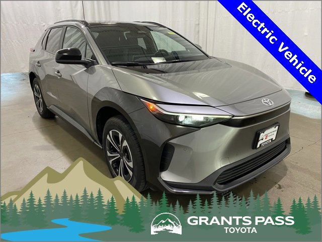 Used 2023 Toyota bZ4X XLE image 1