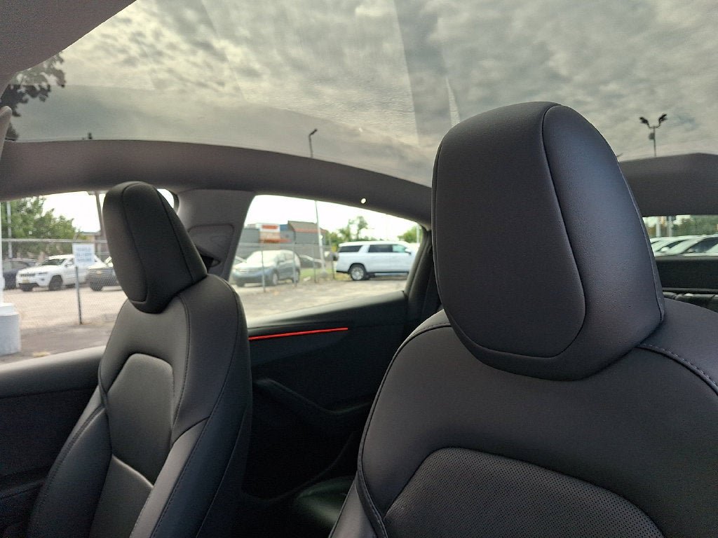 Used 2026 Tesla Model Y Long Range AWD/4WD image 15