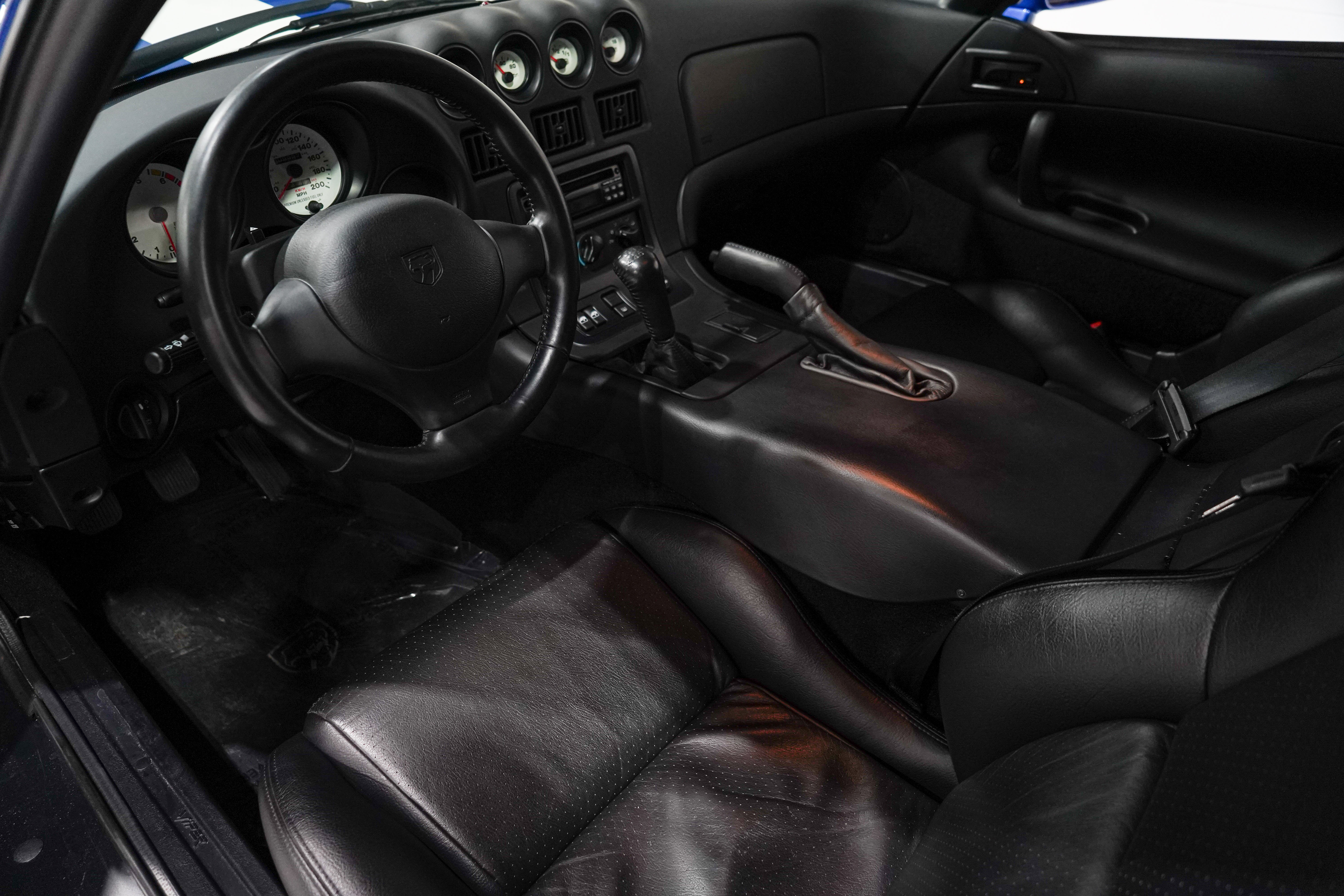 Used 1997 Dodge Viper GTS RWD image 27