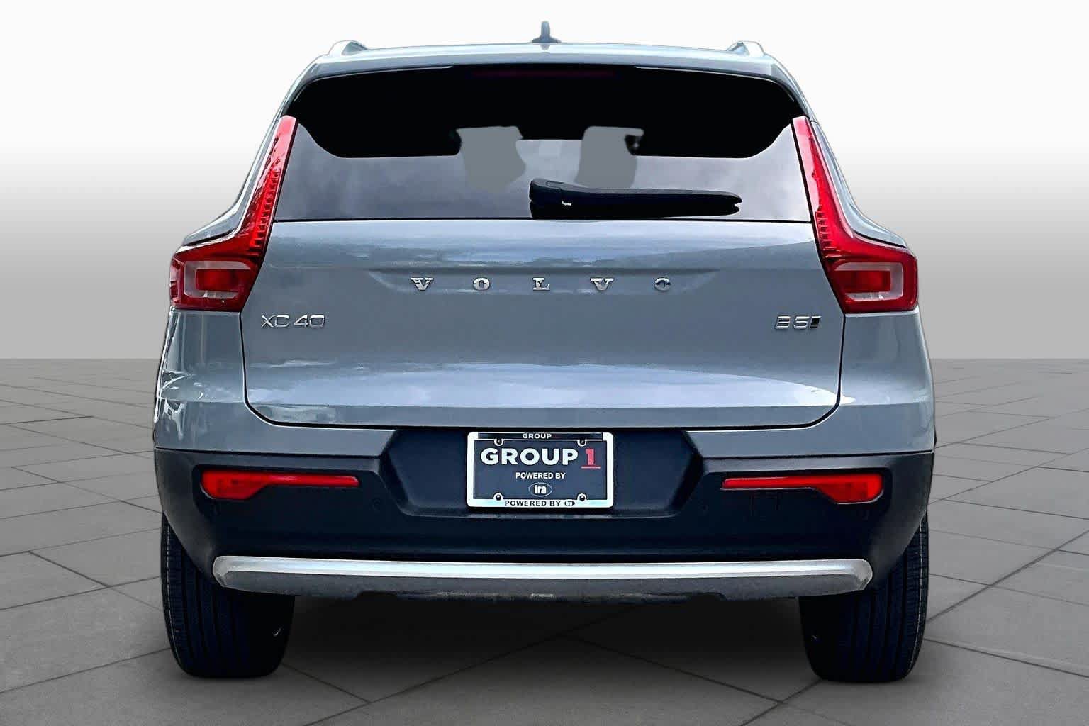 Used 2024 Volvo XC40 B5 Ultimate w/ Protection Package Premier AWD/4WD image 5