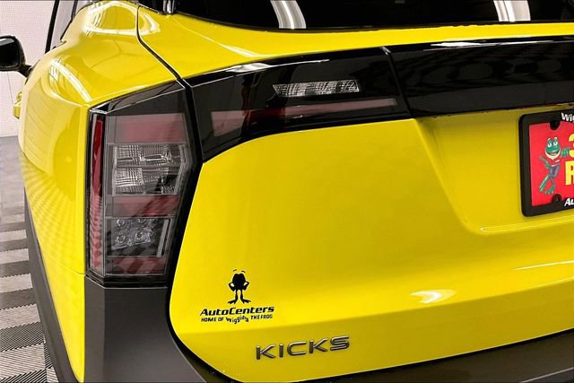 New 2026 Nissan Kicks SR w/ Cold Weather Package image 18