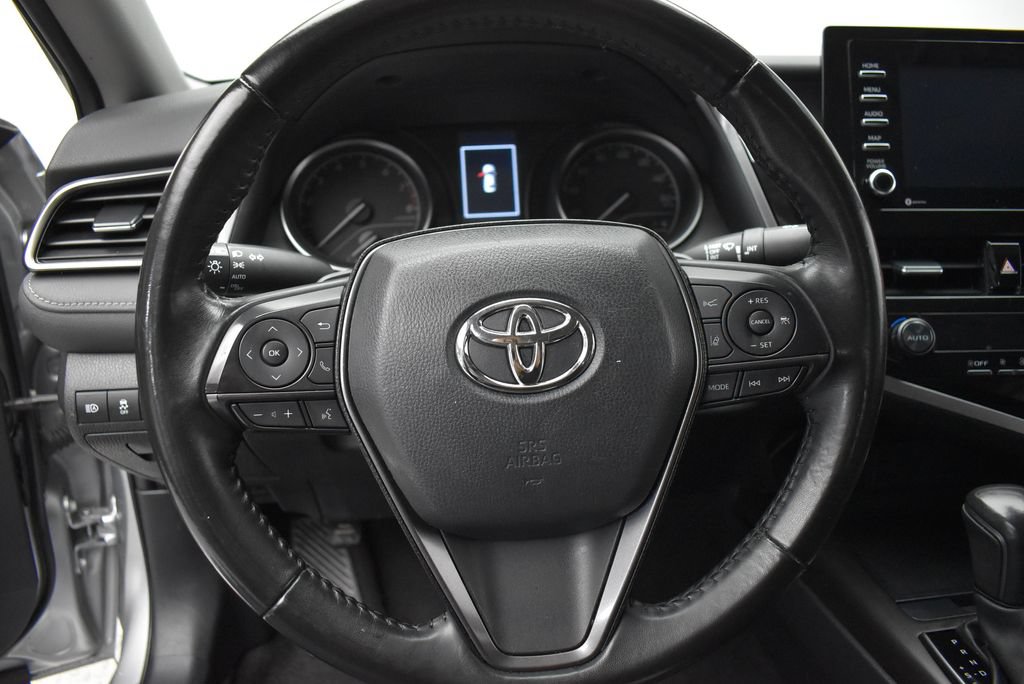 Used 2023 Toyota Camry SE FWD image 16