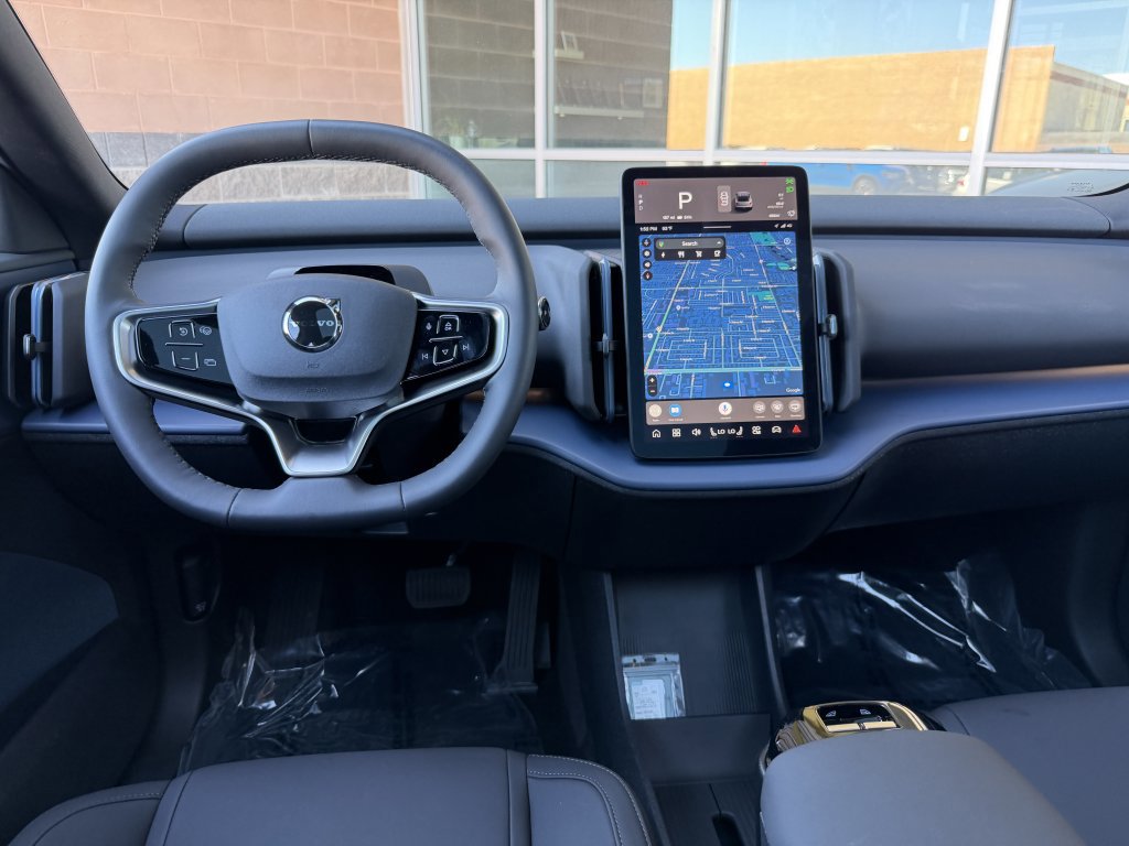 Used 2025 Volvo EX30 Ultra image 16