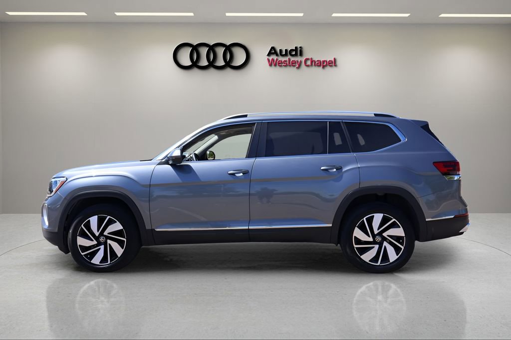 Used 2024 Volkswagen Atlas SEL image 2