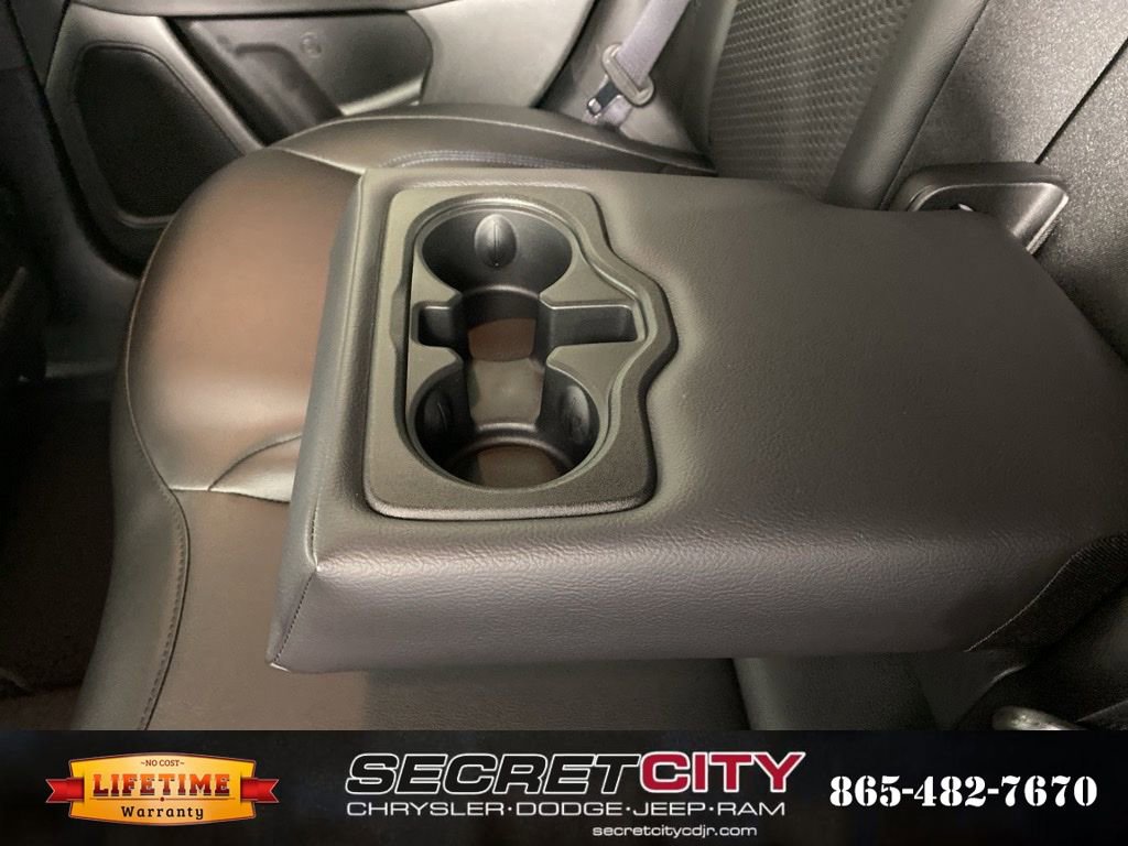 New 2026 Jeep Compass Latitude image 29